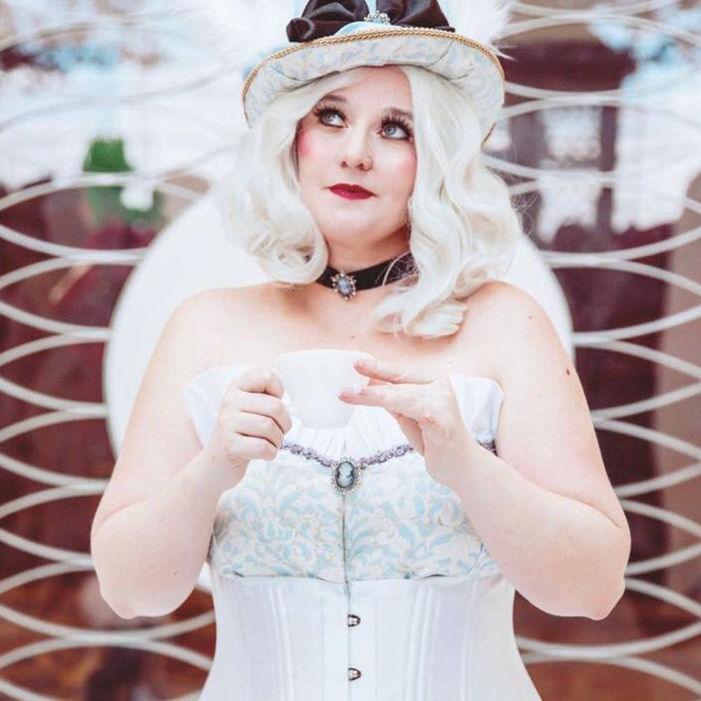 Meet your Posher, Tara